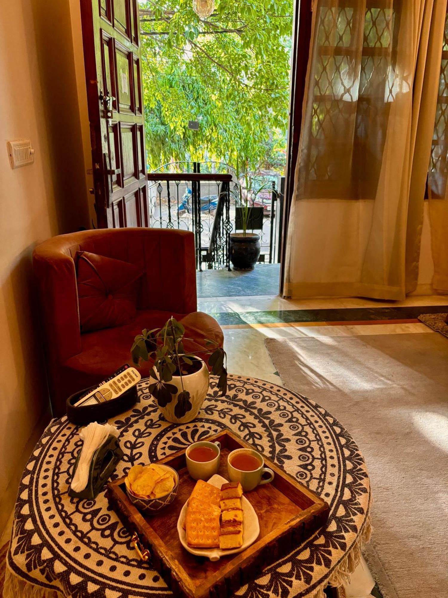Atharva'S Homestay By Goaround Homes - Nehru Enclave Metro, South Delhi New Delhi Eksteriør bilde