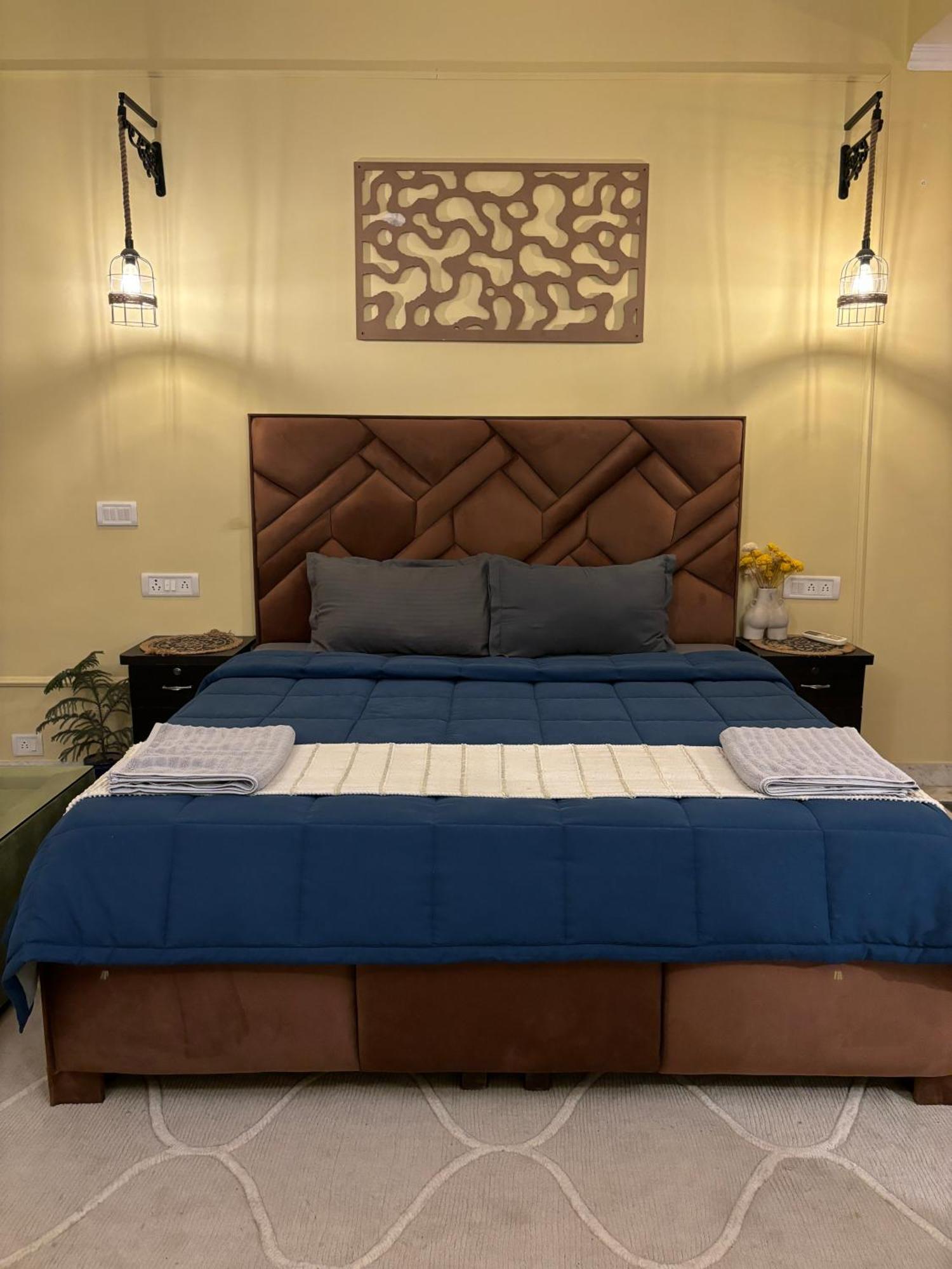 Atharva'S Homestay By Goaround Homes - Nehru Enclave Metro, South Delhi New Delhi Eksteriør bilde