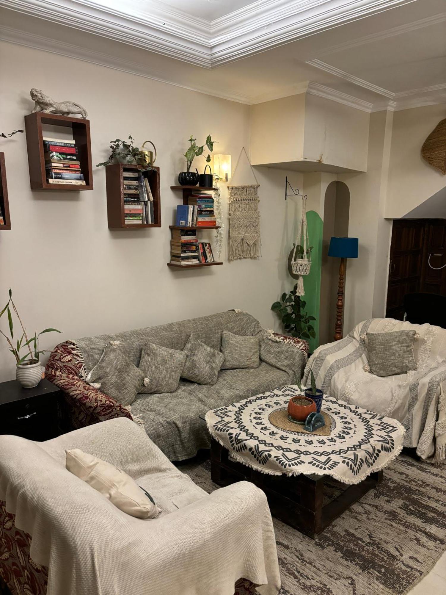 Atharva'S Homestay By Goaround Homes - Nehru Enclave Metro, South Delhi New Delhi Eksteriør bilde
