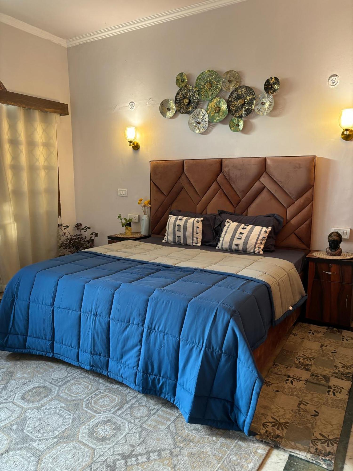Atharva'S Homestay By Goaround Homes - Nehru Enclave Metro, South Delhi New Delhi Eksteriør bilde