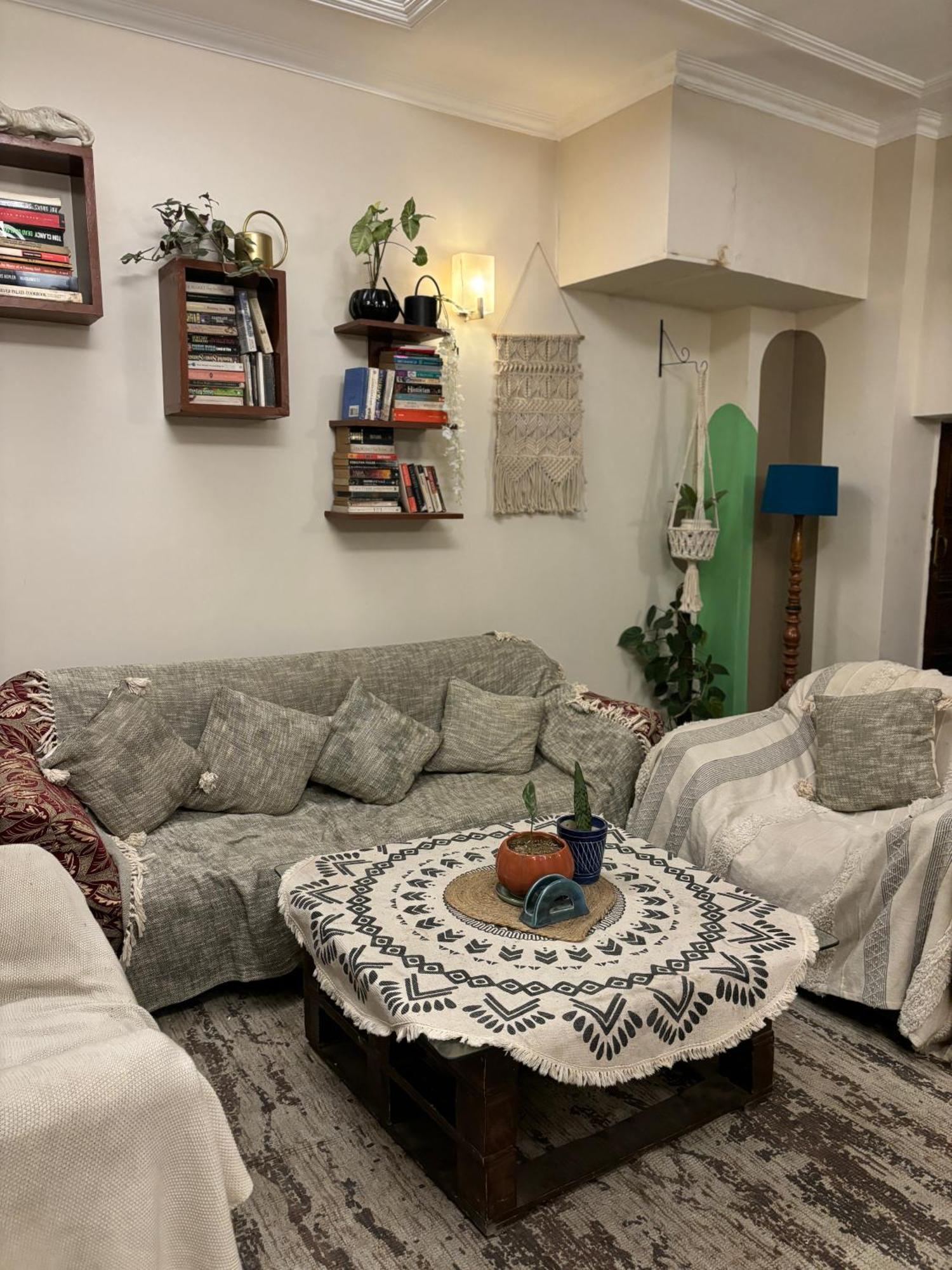 Atharva'S Homestay By Goaround Homes - Nehru Enclave Metro, South Delhi New Delhi Eksteriør bilde