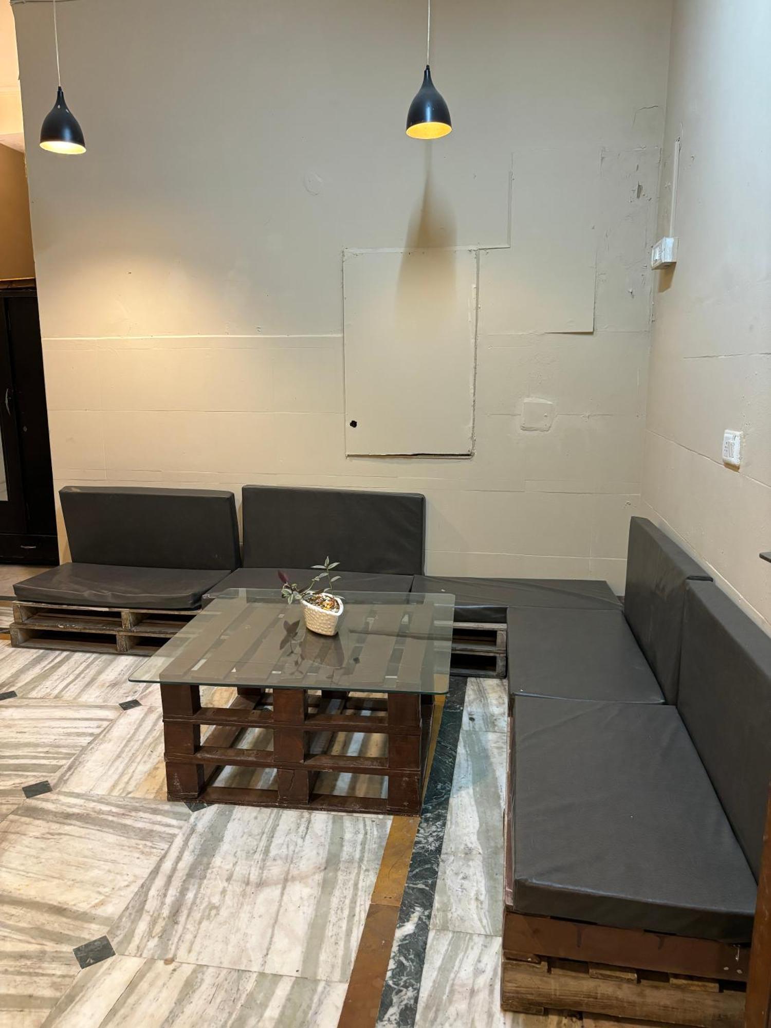 Atharva'S Homestay By Goaround Homes - Nehru Enclave Metro, South Delhi New Delhi Eksteriør bilde