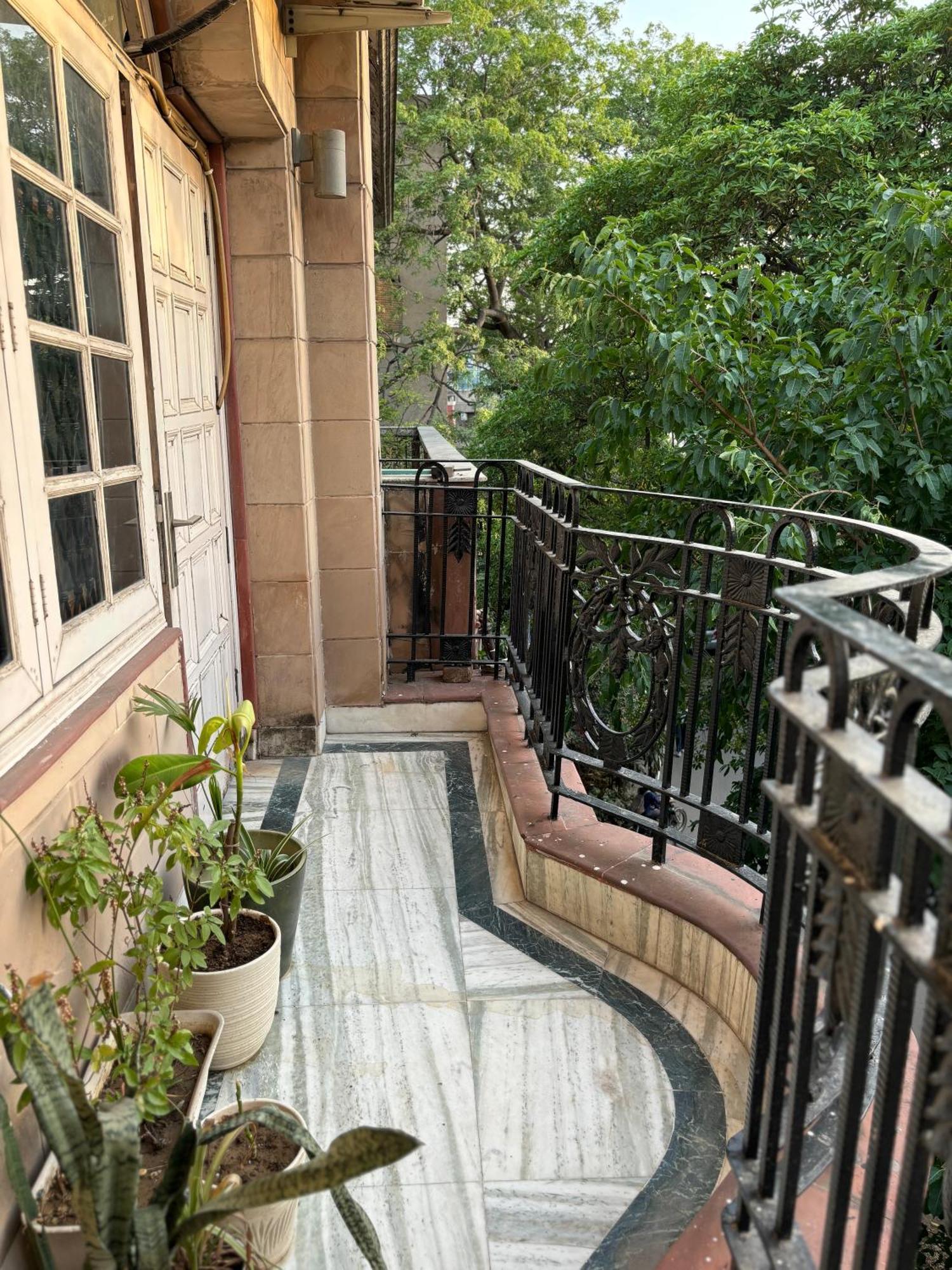Atharva'S Homestay By Goaround Homes - Nehru Enclave Metro, South Delhi New Delhi Eksteriør bilde